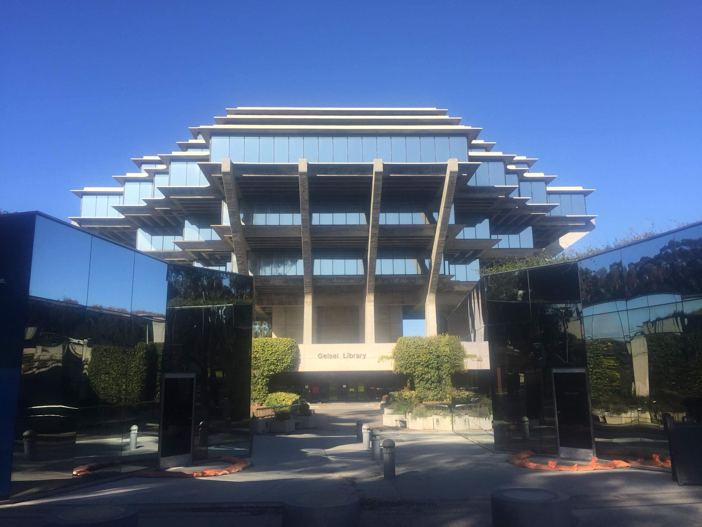 Geisel Library, UC San Diego